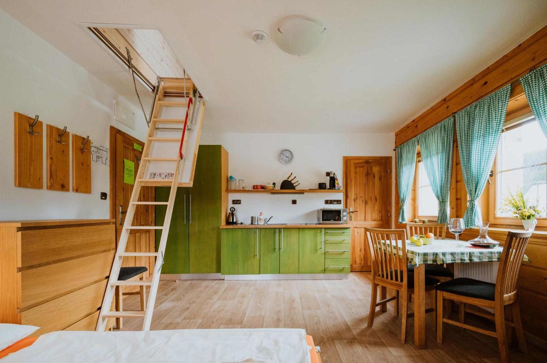 Apartmany Velke Karlovice Bagian luar foto